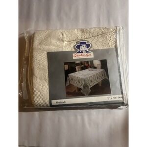 Vintage Quaker Lace Tablecloth  Rhapsody Pattern - 70"x108" Oval Brand New